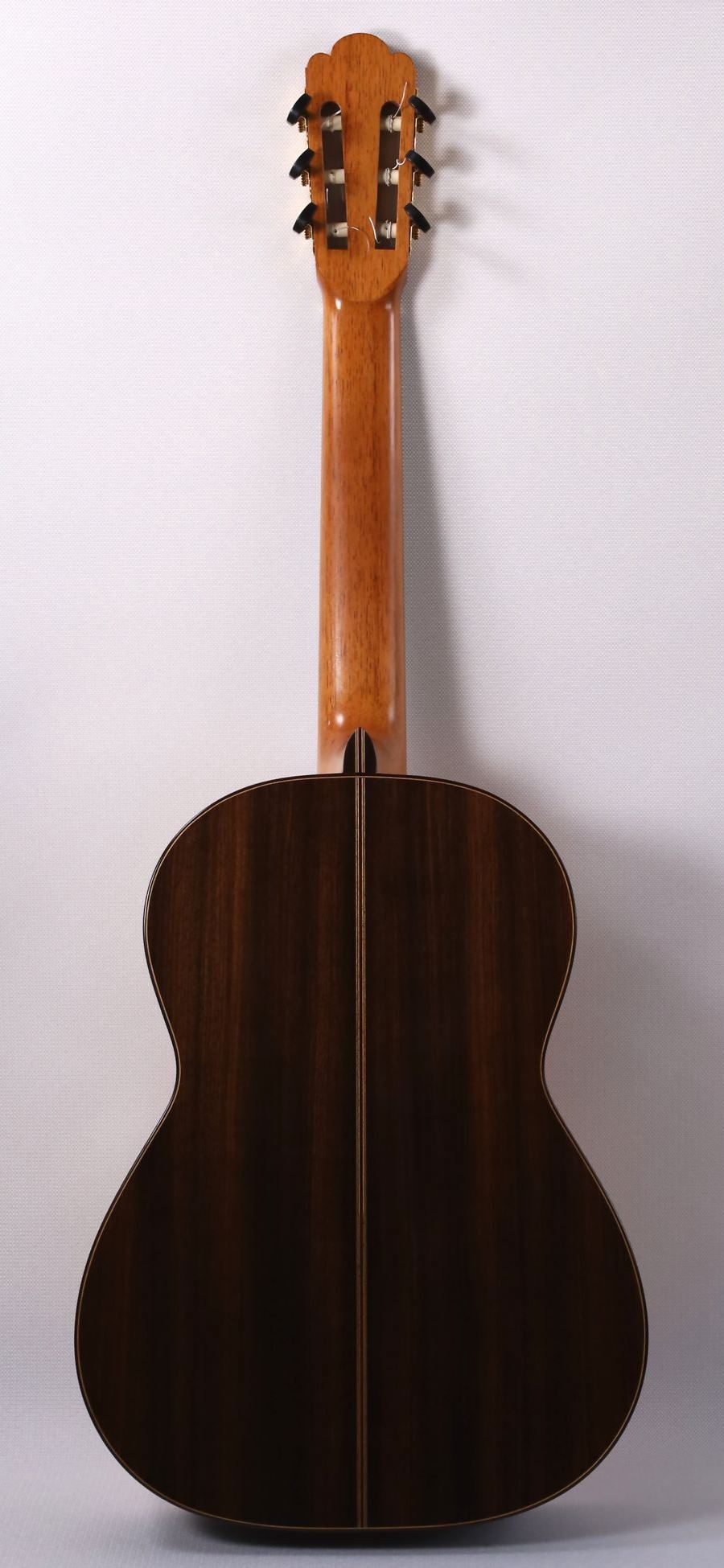 Masahiro Tanabe｜AURA Guitar Catalog